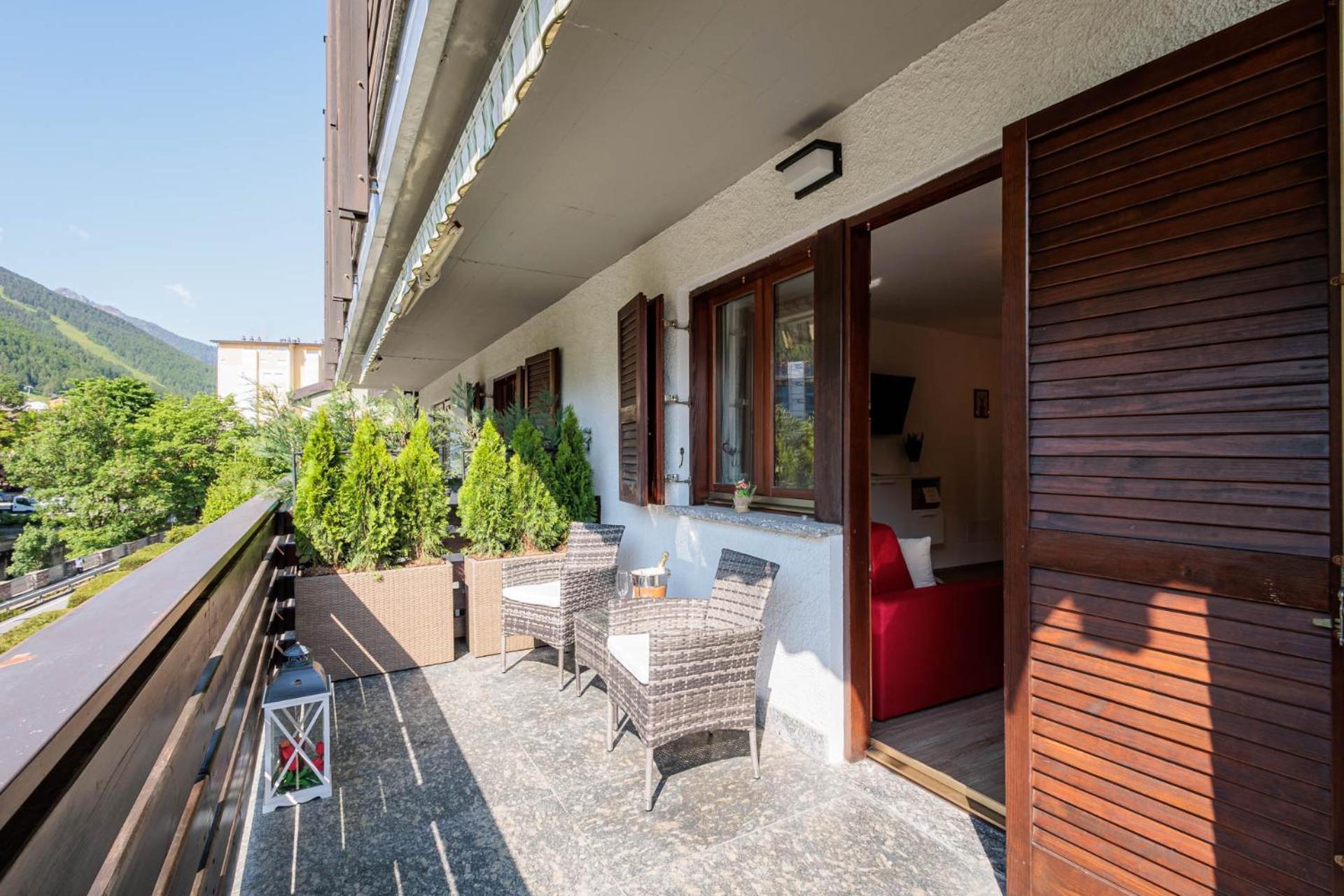 Revo Apartments - Rocca Fiorita Априка Екстериор снимка
