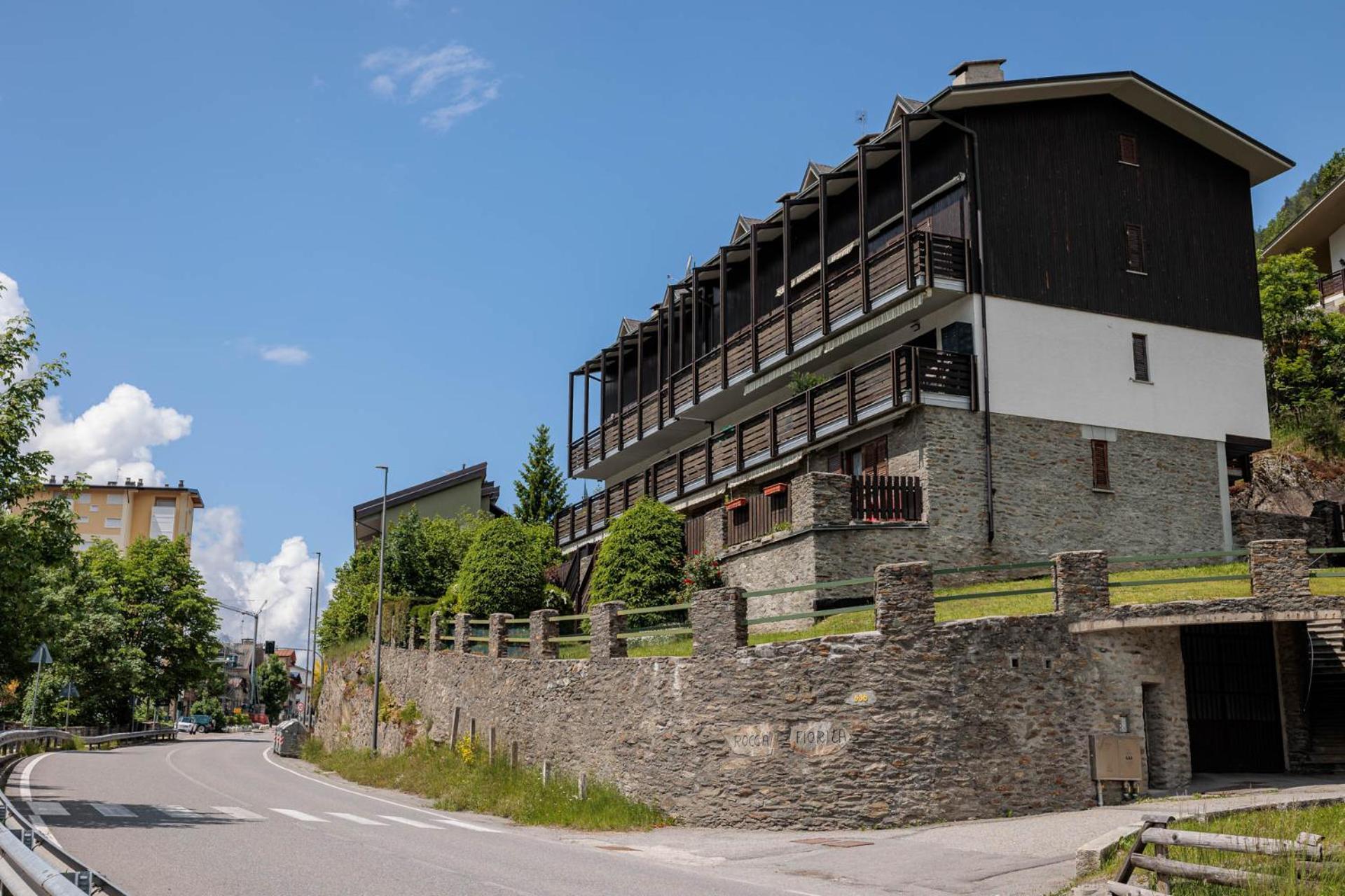 Revo Apartments - Rocca Fiorita Априка Екстериор снимка
